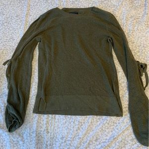 American eagle sweater